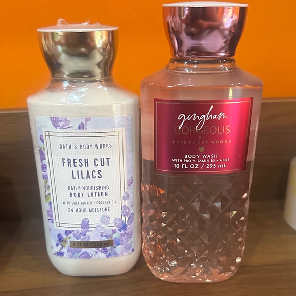 Bath & Body Works Fresh Cut Lilacs Lotion and Gingham Gorgeous Body Wash - Picture 1 of 3